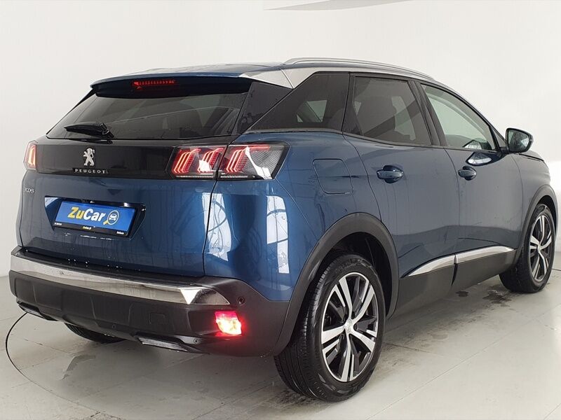 More views of Peugeot 3008