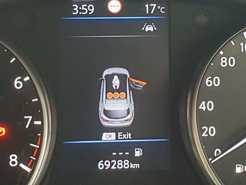 More views of Nissan QASHQAI