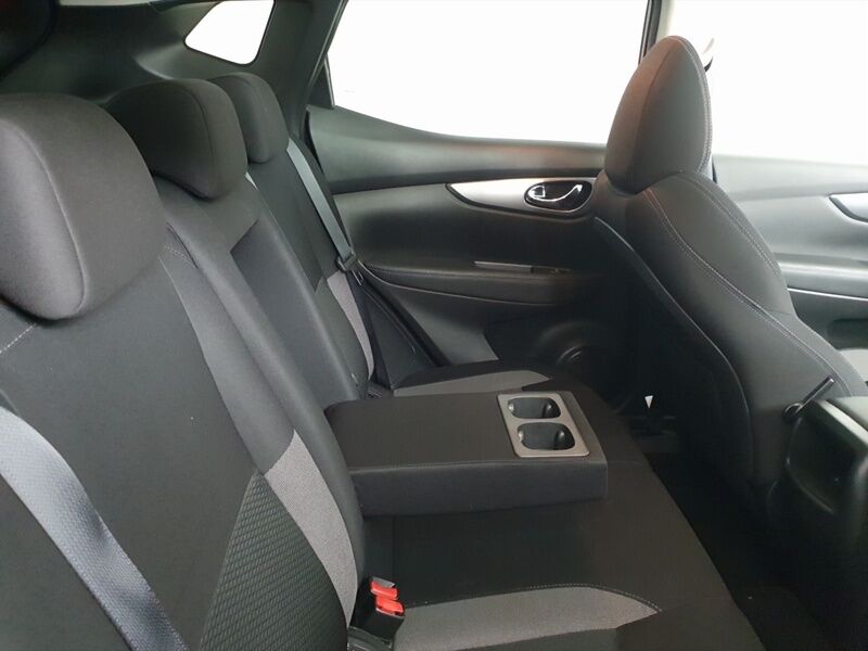 More views of Nissan QASHQAI