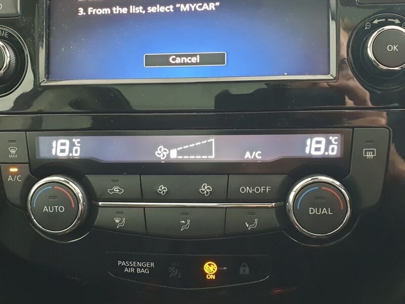 More views of Nissan QASHQAI