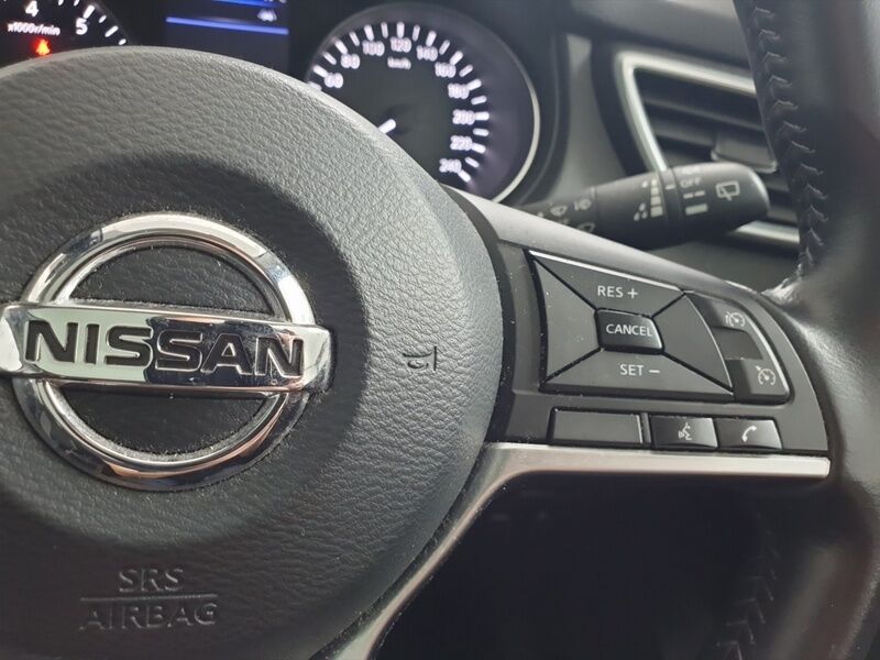 More views of Nissan QASHQAI