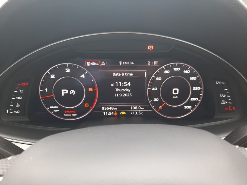 More views of Audi Q7