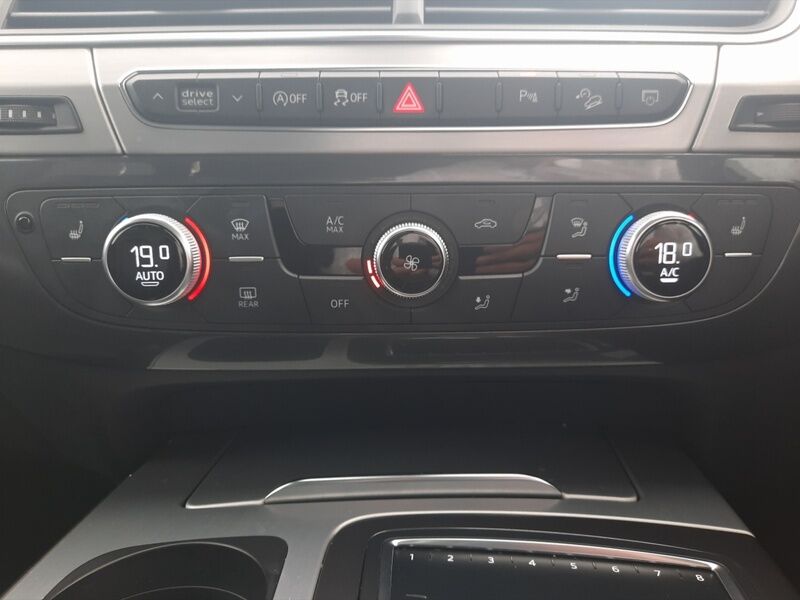 More views of Audi Q7