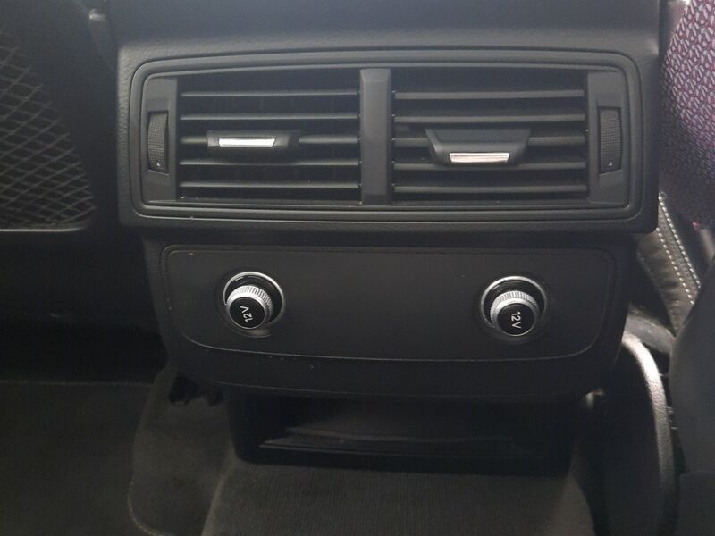 More views of Audi Q7