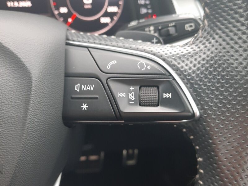 More views of Audi Q7