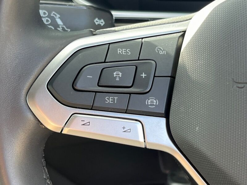 More views of Volkswagen T-Roc