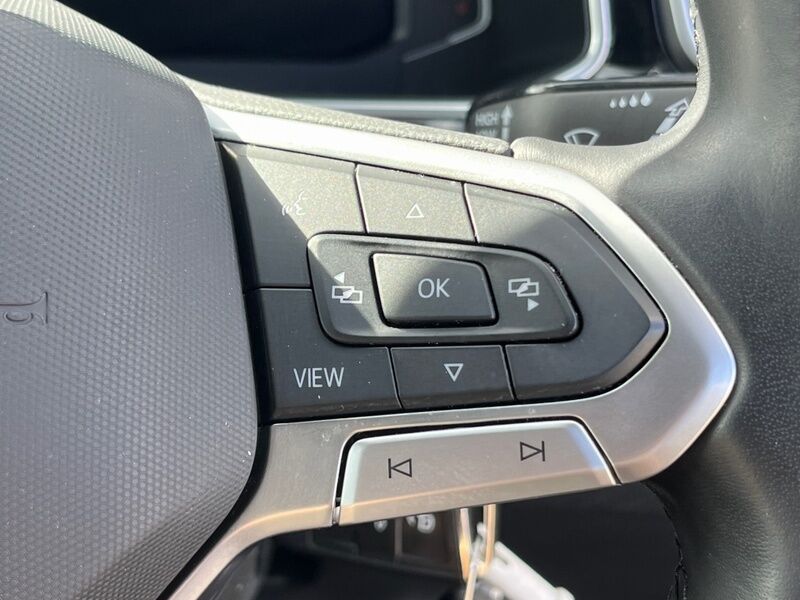 More views of Volkswagen T-Roc