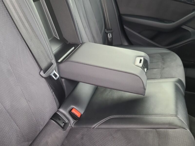 More views of Audi A4
