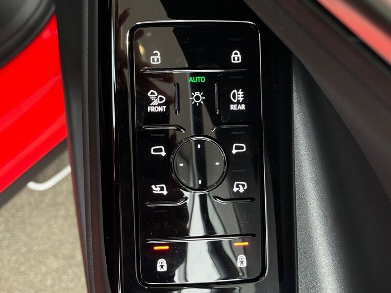 More views of Audi Q6 e-tron