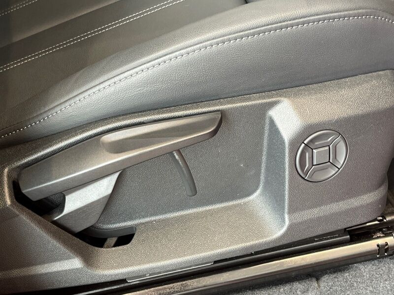 More views of Audi Q6 e-tron