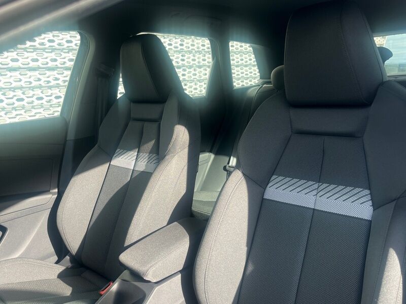 More views of Audi Q4 E-tron