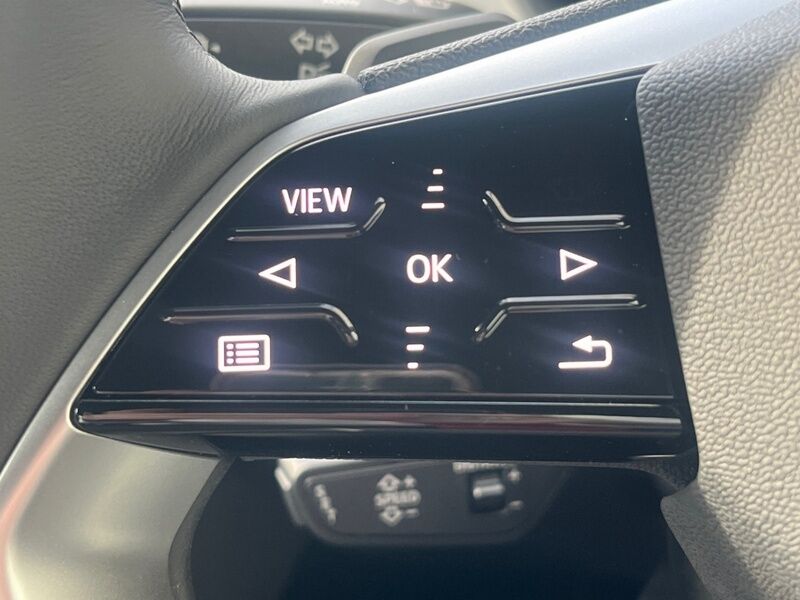 More views of Audi Q4 E-tron