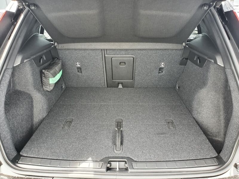 More views of Volvo XC40