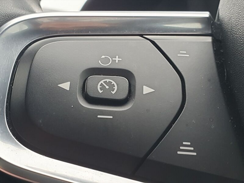 More views of Volvo XC40