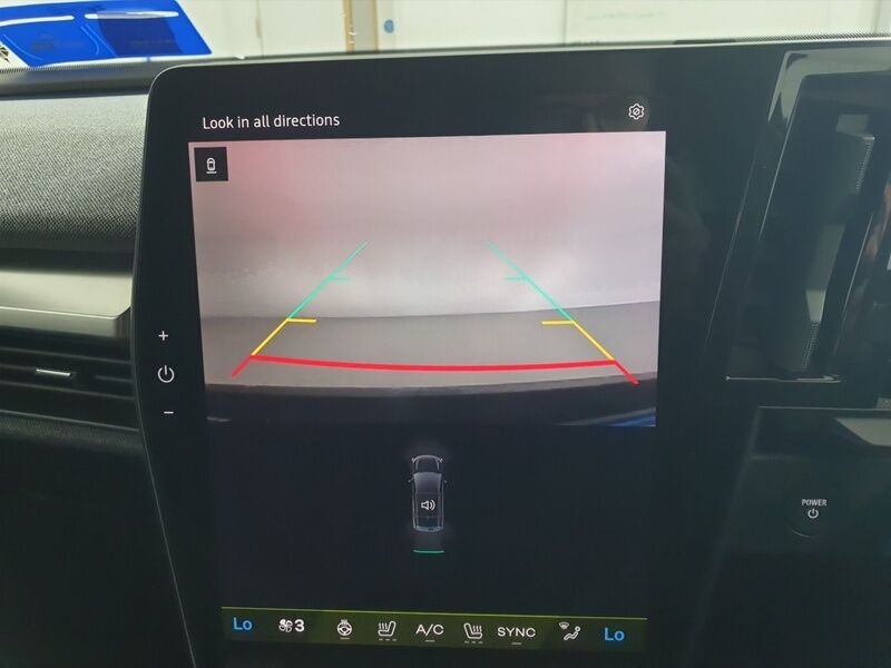 More views of Renault Scenic