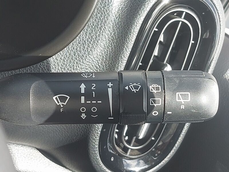 More views of Kia Picanto