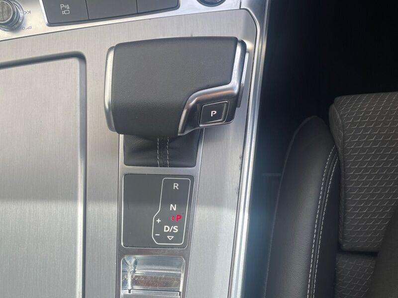 More views of Audi A6 Avant