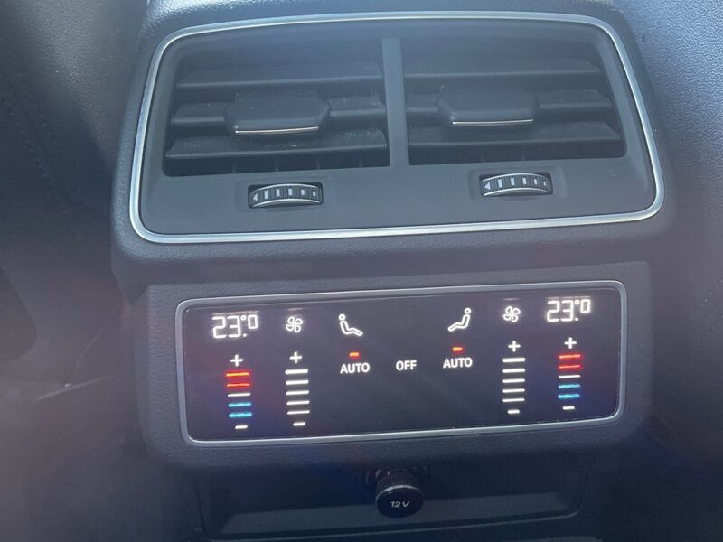 More views of Audi A6 Avant