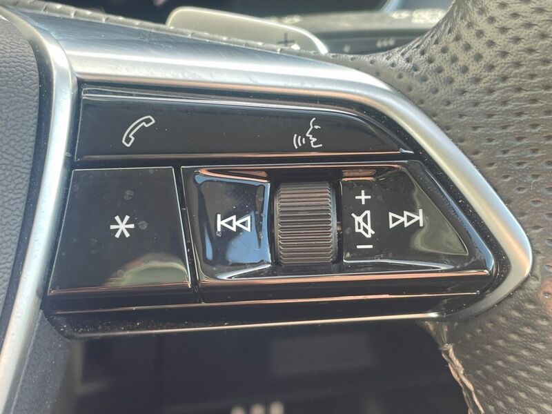 More views of Audi A6 Avant