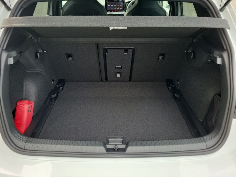 More views of Volkswagen Golf