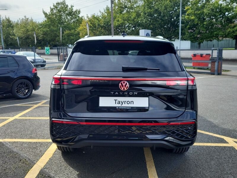 More views of Volkswagen Tayron