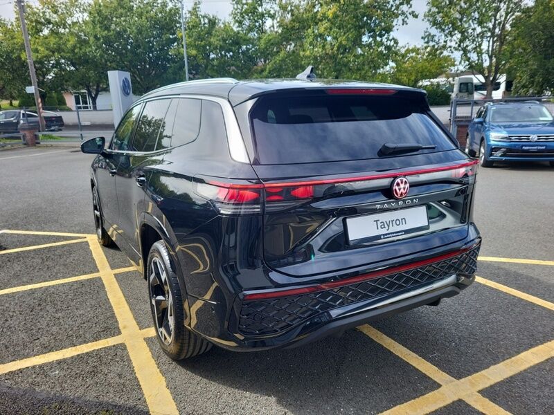 More views of Volkswagen Tayron