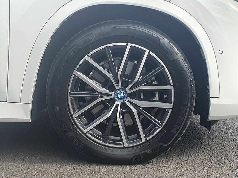 More views of BMW X1