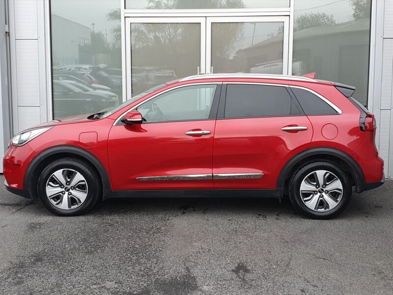More views of Kia Niro