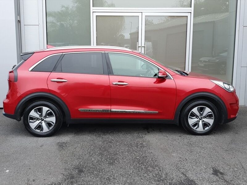 More views of Kia Niro