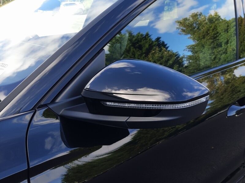 More views of Audi Q6 e-tron