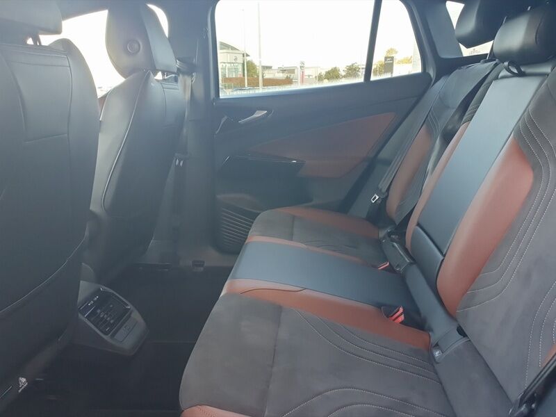 More views of Volkswagen ID.4