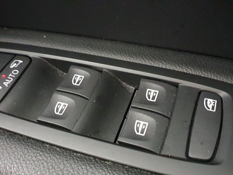 More views of Renault KADJAR