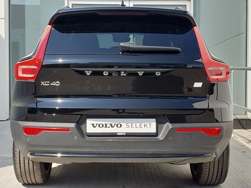 More views of Volvo XC40