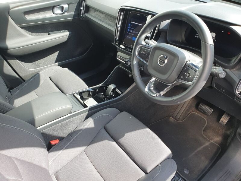 More views of Volvo XC40