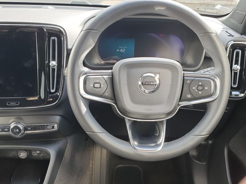 More views of Volvo XC40