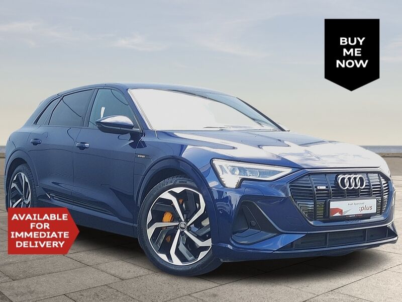 More views of Audi E-Tron