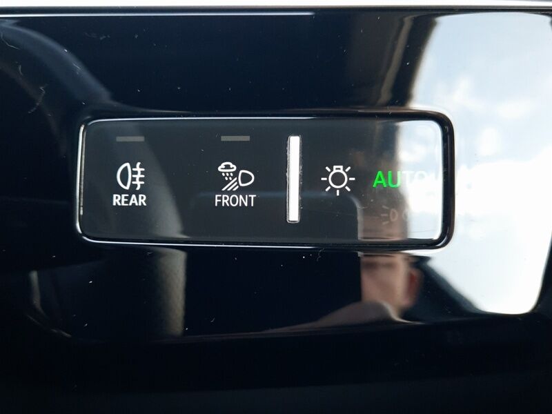 More views of Audi E-Tron