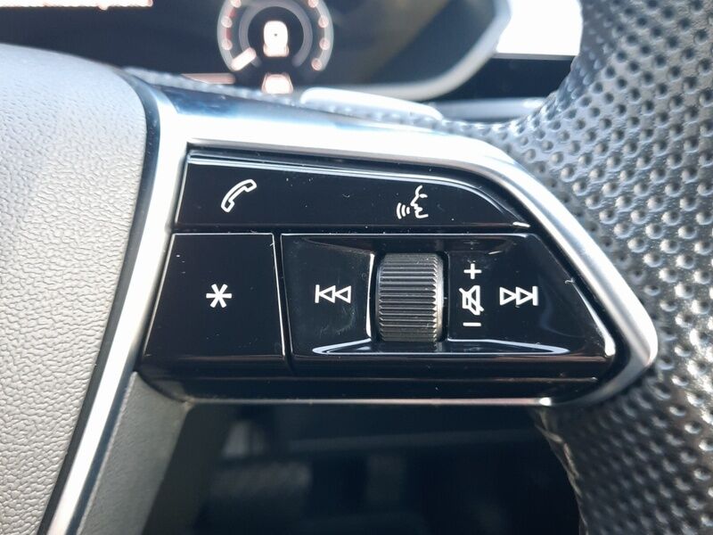 More views of Audi E-Tron