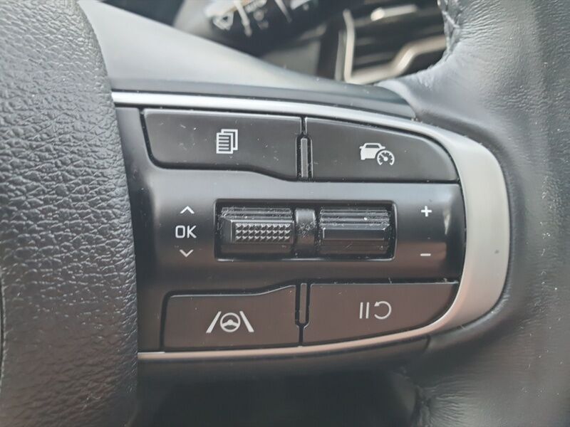 More views of Kia Sportage