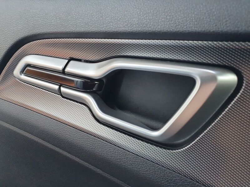 More views of Kia Sportage