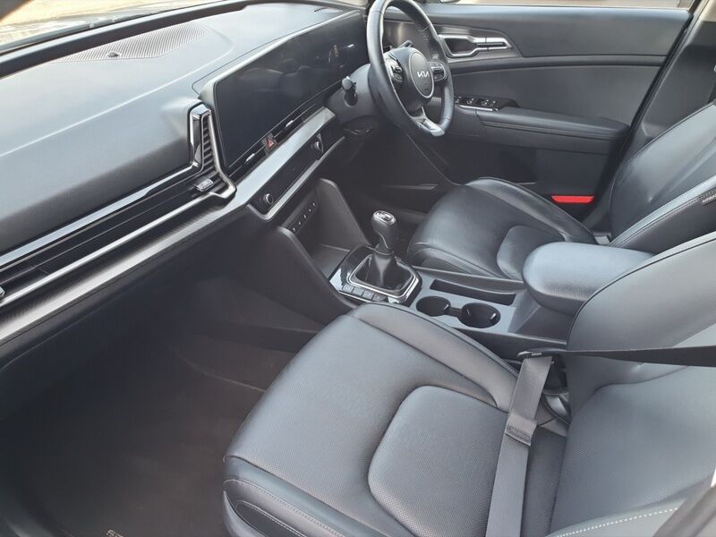 More views of Kia Sportage