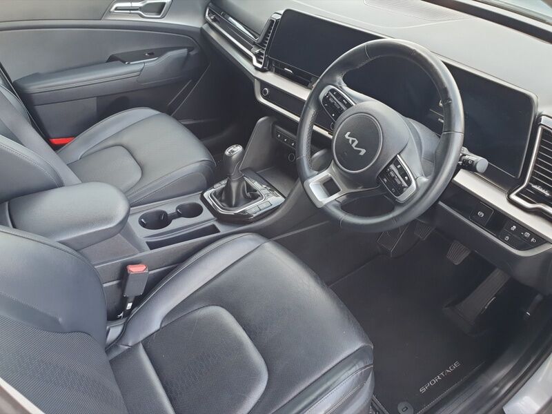 More views of Kia Sportage