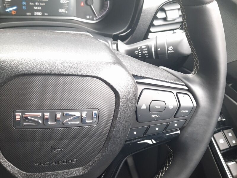 More views of Isuzu D-Max