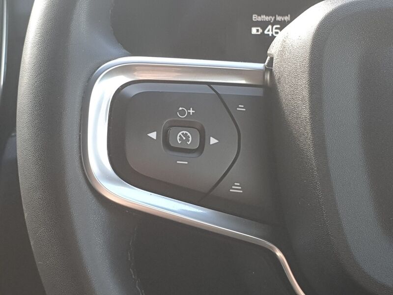 More views of Volvo XC40