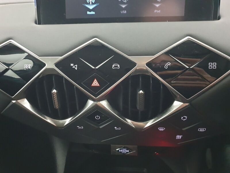 More views of DS Automobiles DS 3 Crossback