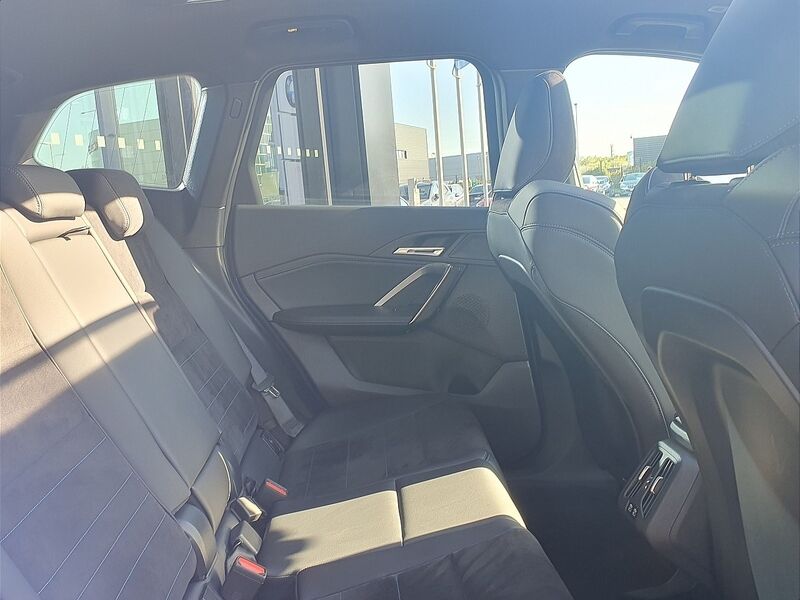 More views of BMW X1