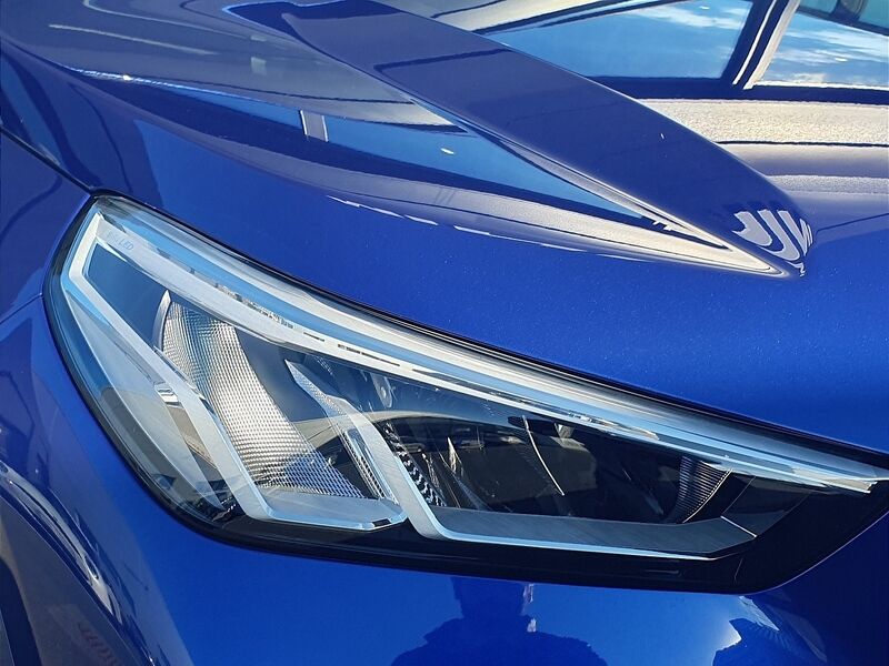 More views of BMW X1