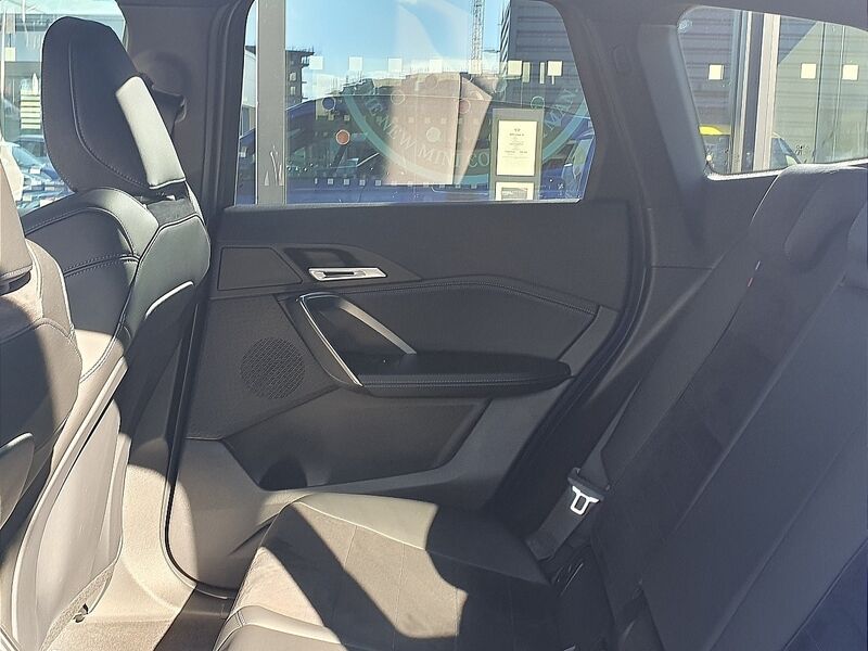 More views of BMW X1