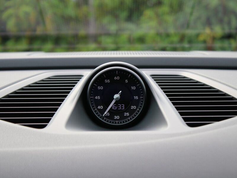 More views of Porsche Macan