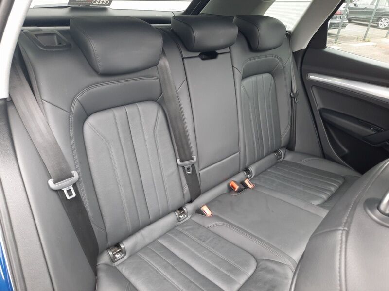 More views of Audi Q5